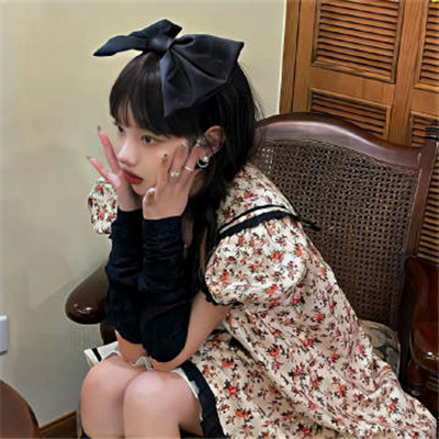 格爾木陪游女孩保險經紀人閔蔍 格爾木陪游女孩保險經紀人閔蔍