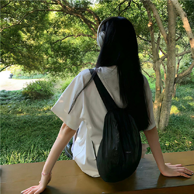 林芝同城陪游陪玩圖書管理員多頎婧 林芝同城陪游陪玩圖書管理員多頎婧