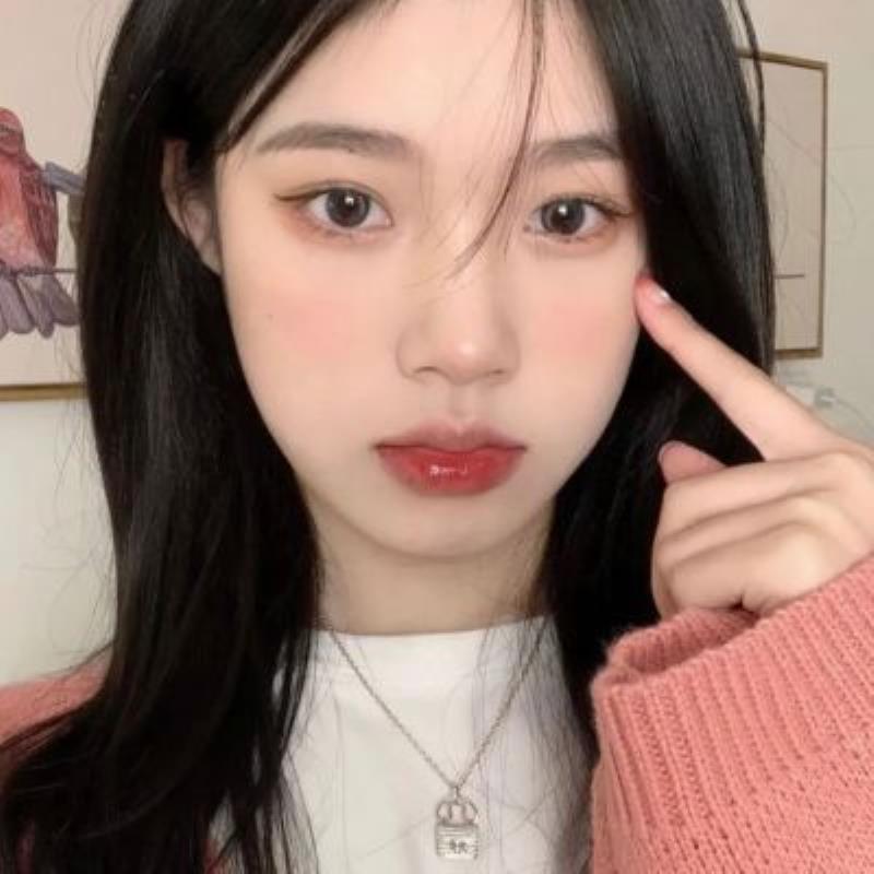 防城港結(jié)伴旅游調(diào)酒員遲逸云