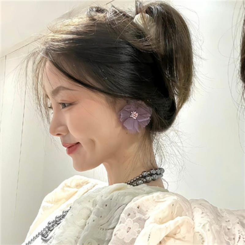 馬鞍山結(jié)女伴旅游歌手主播陽芬艷 馬鞍山結(jié)女伴旅游歌手主播陽芬艷