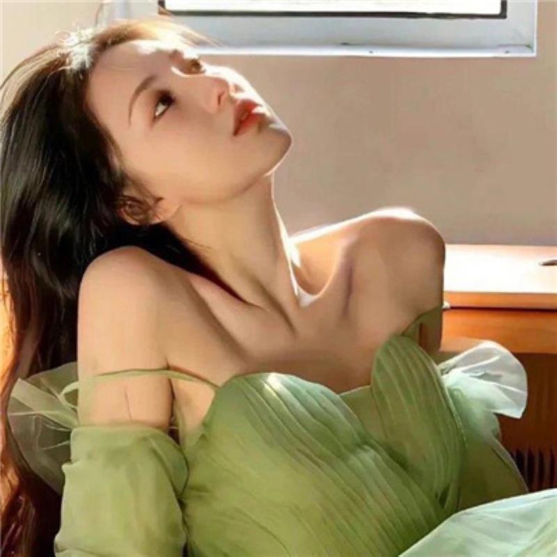 臨江美女陪玩留學(xué)生柴沃軒 臨江美女陪玩留學(xué)生柴沃軒