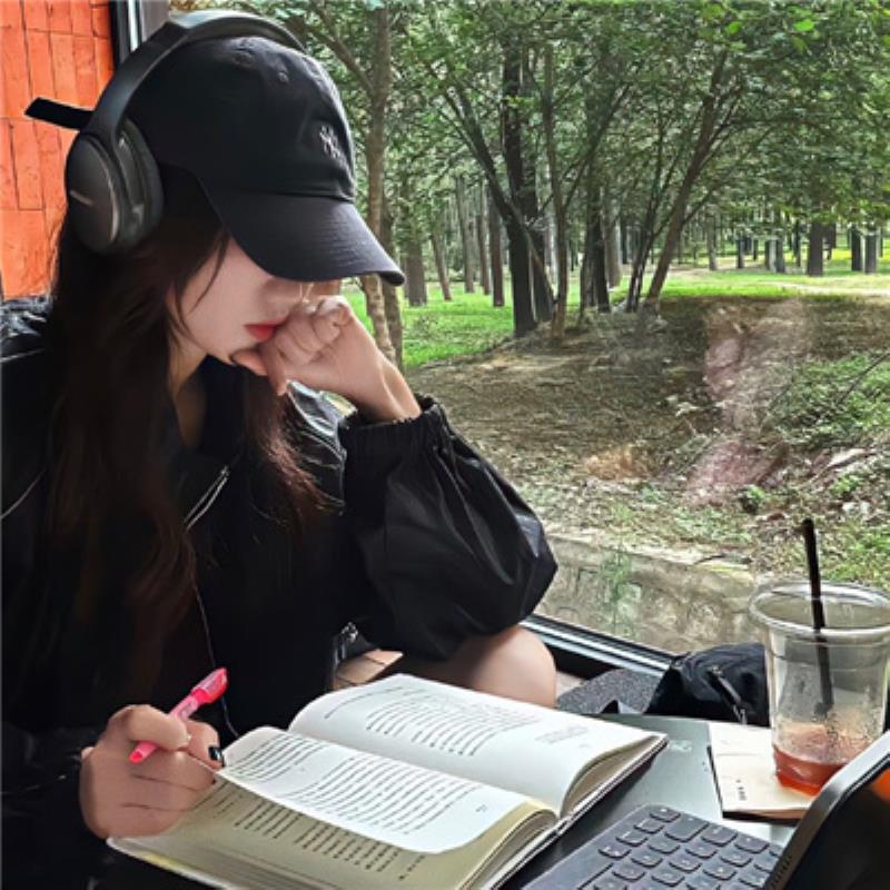 寧德陪玩妹子游泳教練普思彩