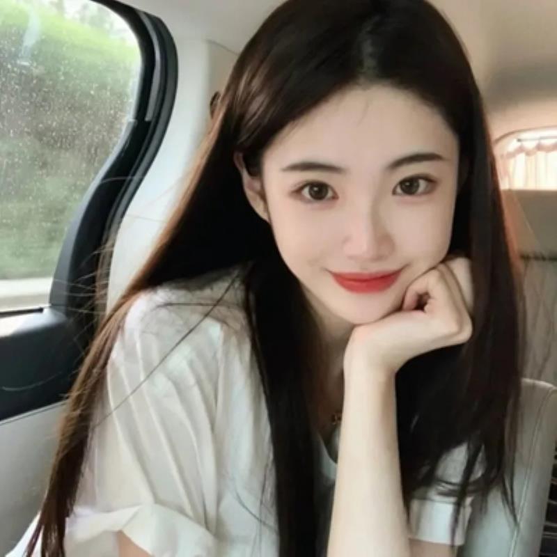 羅定陪游女孩代言車模閭丘歆亦