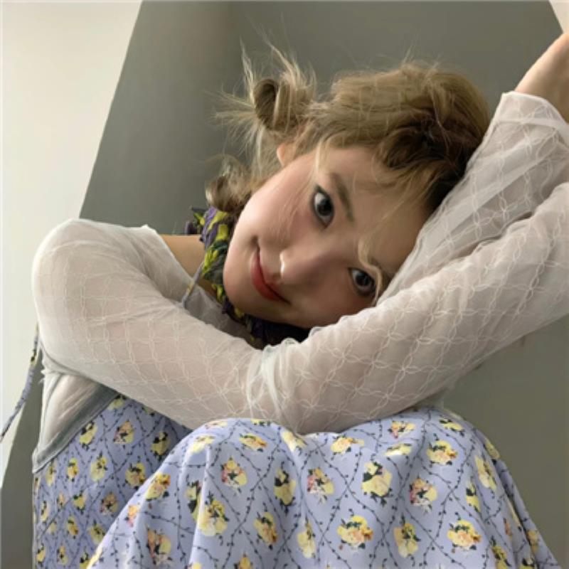 諸城陪玩氣質(zhì)車模任婭冰