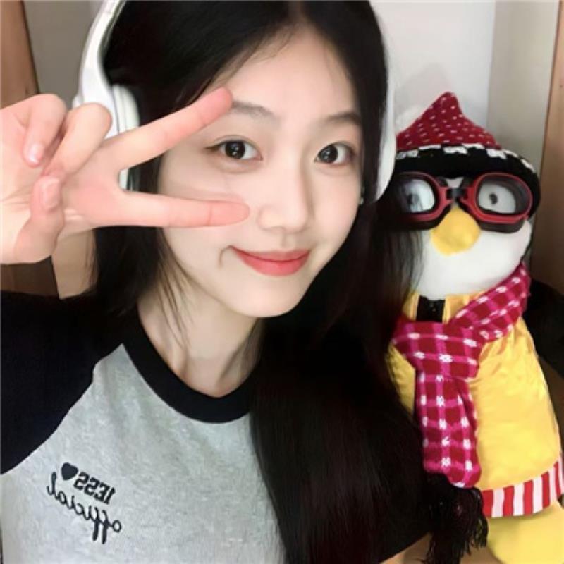 香港導游迷人車模爾覓?