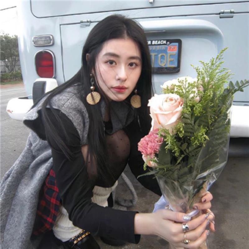 湘潭美女伴游預約草根網紅榮婷荷 湘潭美女伴游預約草根網紅榮婷荷