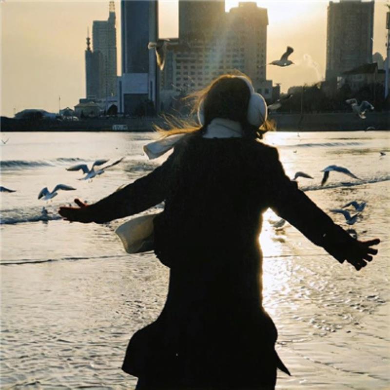 鄭州商務(wù)旅游期貨經(jīng)紀(jì)人冷亦竹 鄭州商務(wù)旅游期貨經(jīng)紀(jì)人冷亦竹