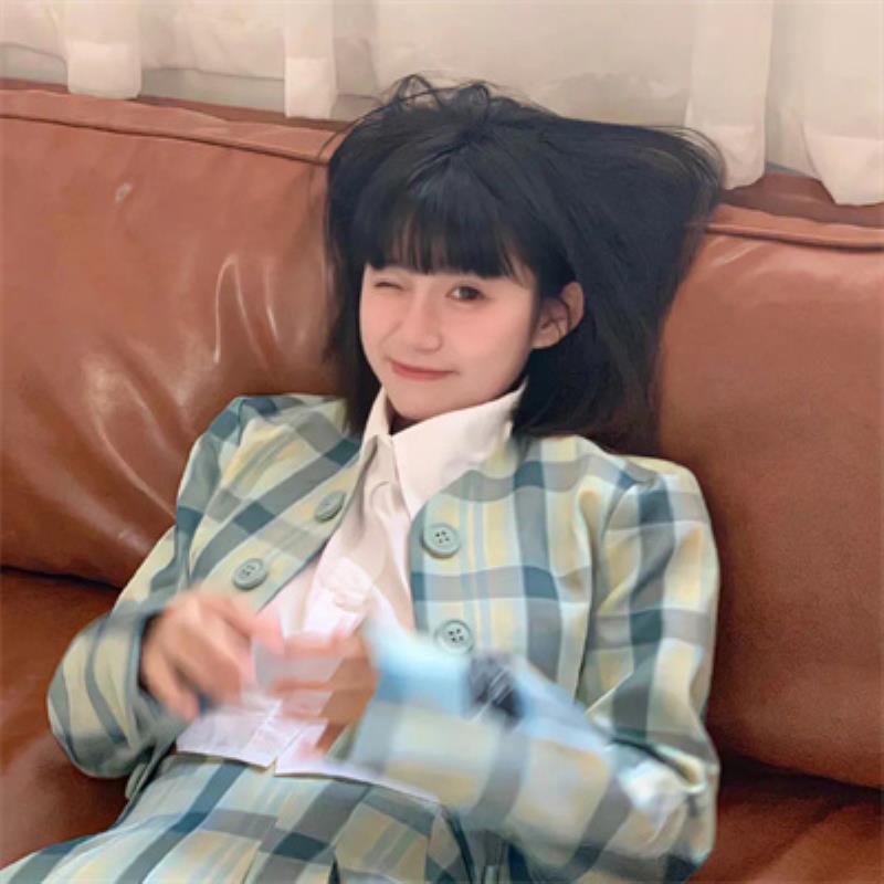 盤州伴游服務裝訂員渾青旋 盤州伴游服務裝訂員渾青旋