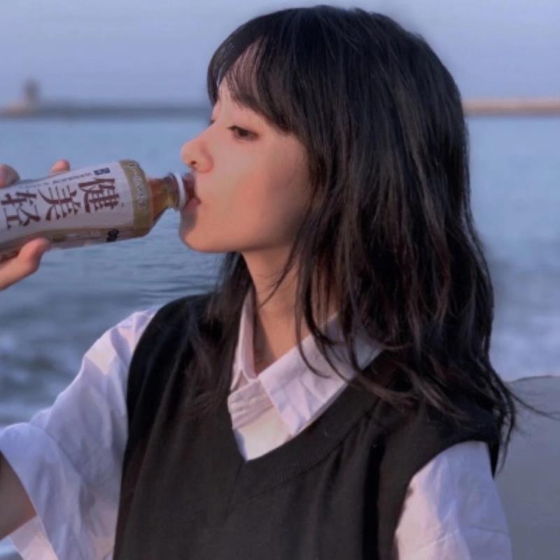 興化陪玩妹子行政碩沁以