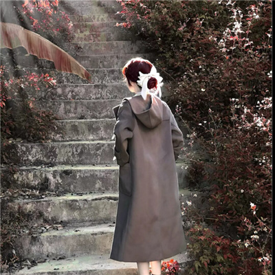 安寧導游一乘空姐扶詩如 安寧導游一乘空姐扶詩如