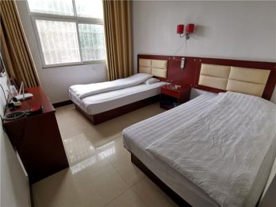 從信陽伴游資源現狀入手，分析信陽伴游氣候、