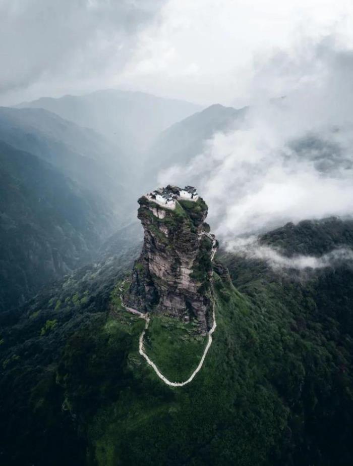 被封“中國最美”,全國唯一沒有平原的貴州省,每處山水都封神!