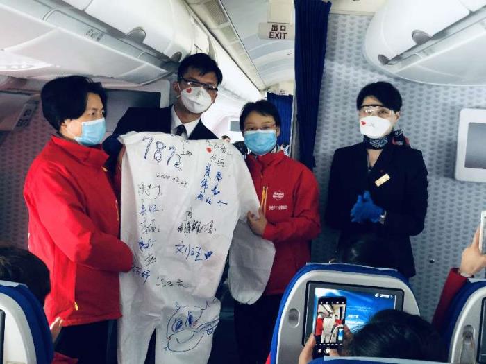 “伴游小姐”說白了就是陪你玩陪你玩陪你玩 “伴游小姐”說白了就是陪你玩陪你玩陪你玩