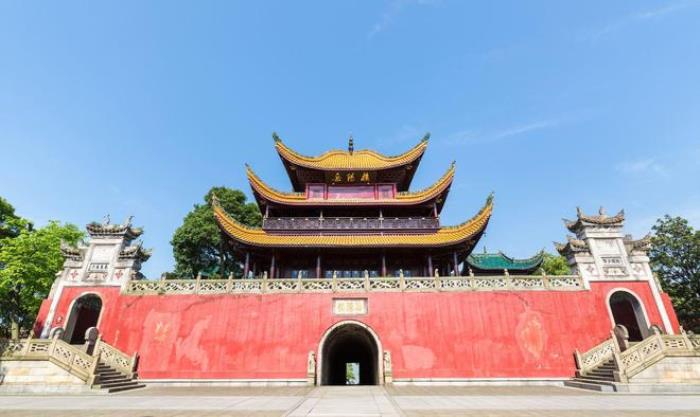 中國著名的四大名樓,迄今都已千年,而北方僅此一座!