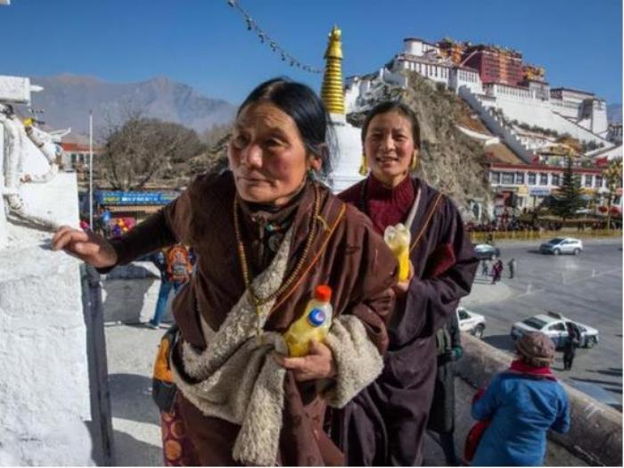 布達(dá)拉宮有世界一半的黃金,這座世界最高宮殿,到底有多神秘?