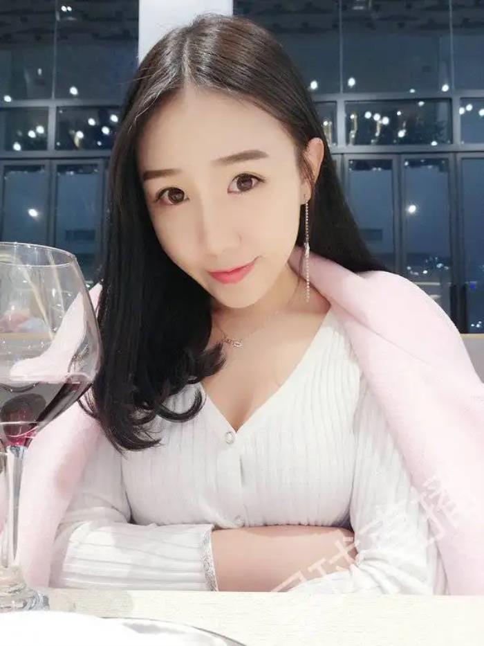 廣州伴游個(gè)人信息:執(zhí)著也是一種負(fù)擔(dān)(組圖) 廣州伴游個(gè)人信息:執(zhí)著也是一種負(fù)擔(dān)(組圖)