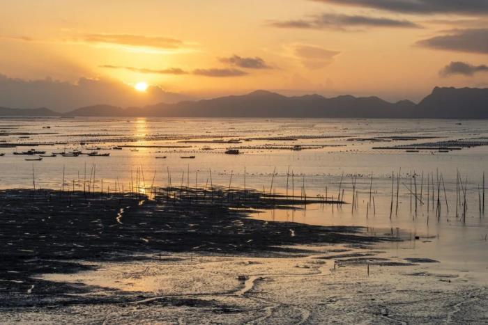 這小城靠“擺拍天堂”火出國外 我卻更愛真實(shí)的它 這小城靠“擺拍天堂”火出國外 我卻更愛真實(shí)的它