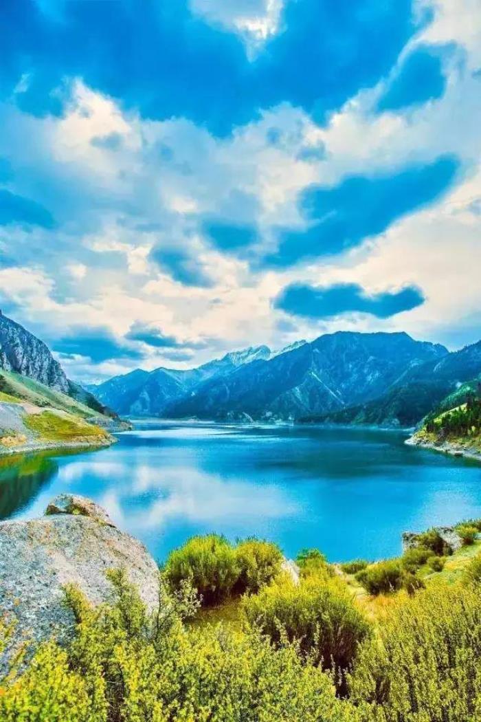 去新疆,看世界的風景 去新疆,看世界的風景