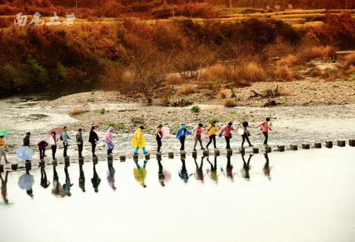 別來找我 我要去婺源掃黃了 別來找我 我要去婺源掃黃了