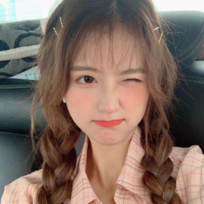 深圳私人伴游招聘極品大蜜模特高端陪游模特[日結工資]本場所報銷路費