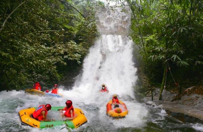 清遠清泉灣漂流 清遠清泉灣漂流