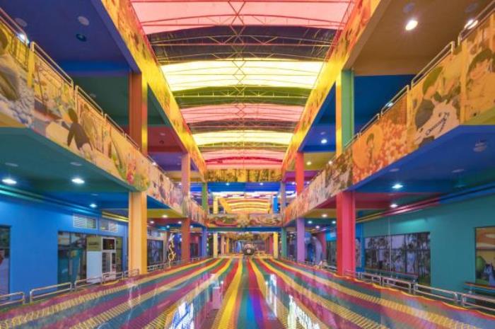 夢幻樂園-江城Style(原武漢動力風暴汽車夢幻樂園) 夢幻樂園-江城Style(原武漢動力風暴汽車夢幻樂園)