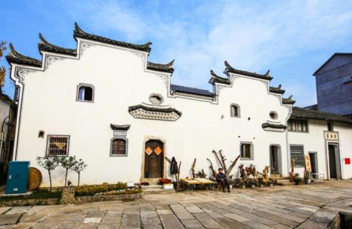 詩人小鎮(zhèn) 詩人小鎮(zhèn)