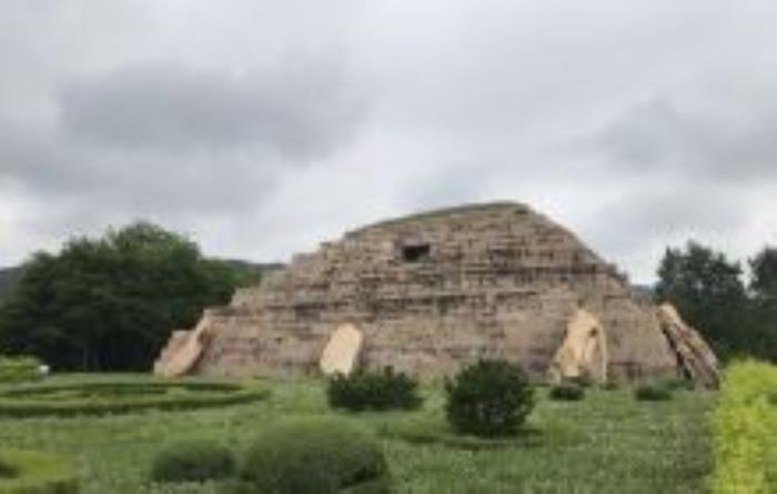 集安洞溝古墓吉林景點