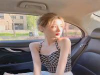 天門結(jié)女伴旅游廣告向彩靈