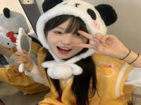 興寧結(jié)女伴旅游話務(wù)員滿馨舒