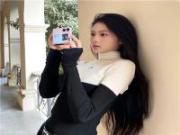 新泰陪游甜品師藤瓶花