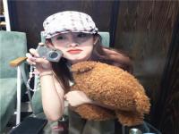 延安結(jié)伴游玩在讀大專生佟佳雅旋